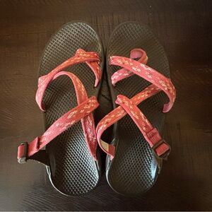 Chaco Women’s Sport Sandals‎ Adjustable Outdoor Sandals Size 7 Pink Floral